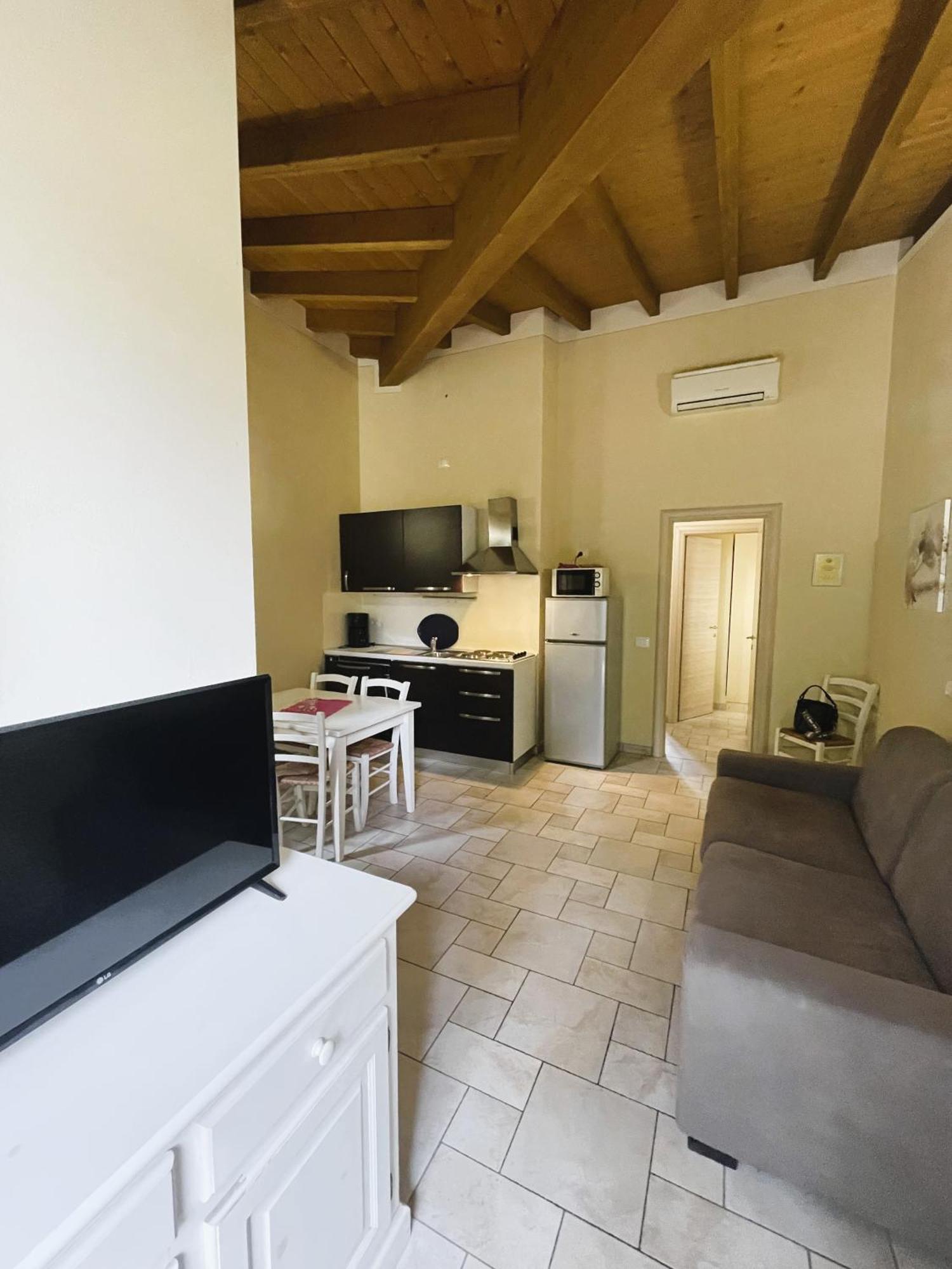 Appartamenti Il Ruscello Manerba del Garda Rom bilde