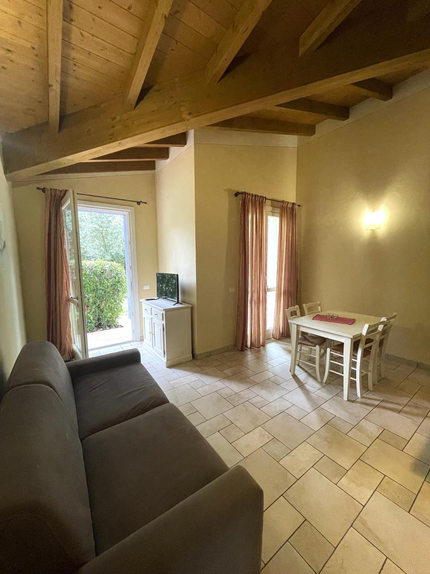 Appartamenti Il Ruscello Manerba del Garda Rom bilde